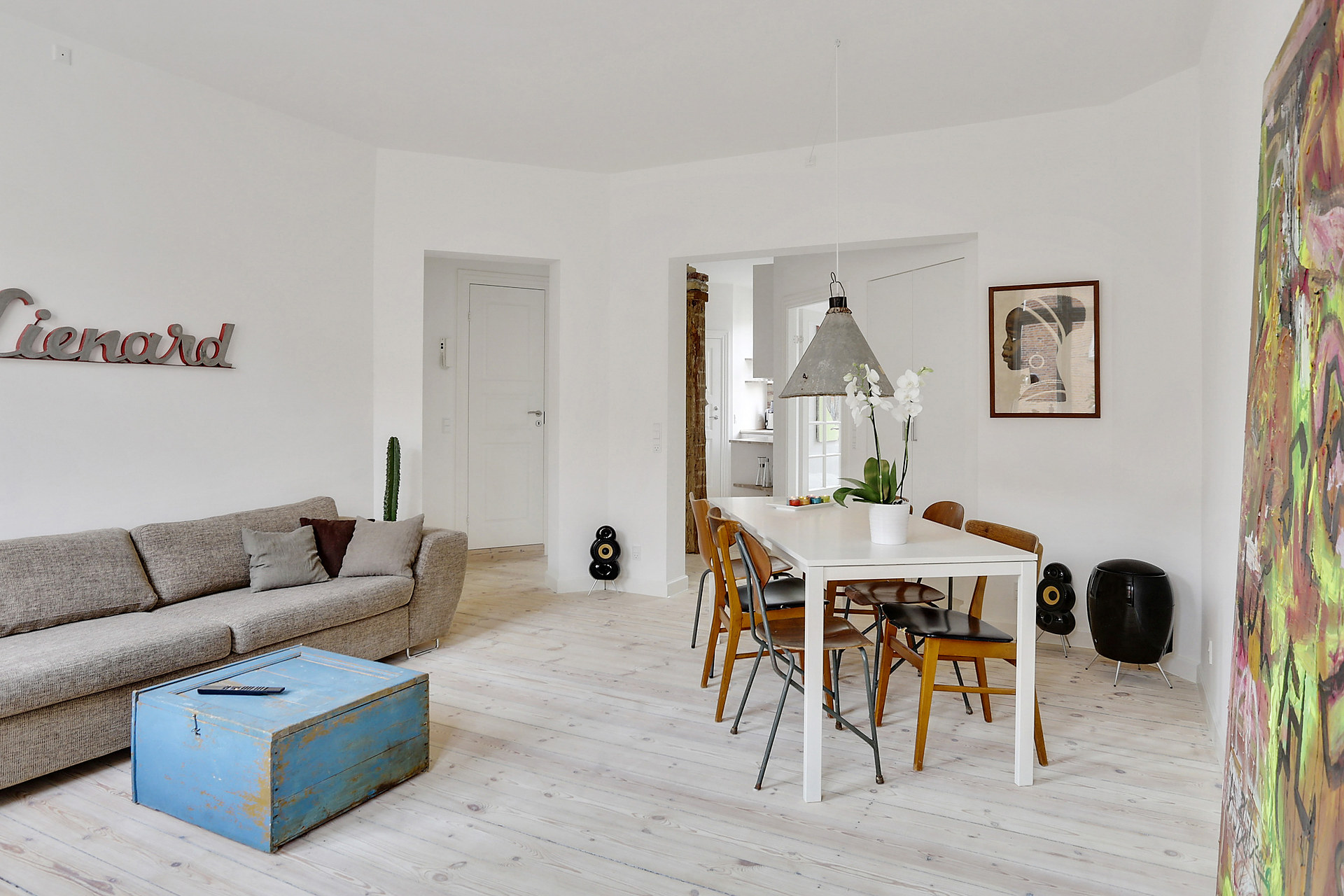 LB4 LB4