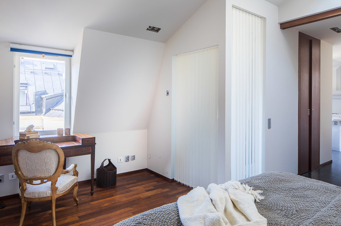 LA15 LA15
