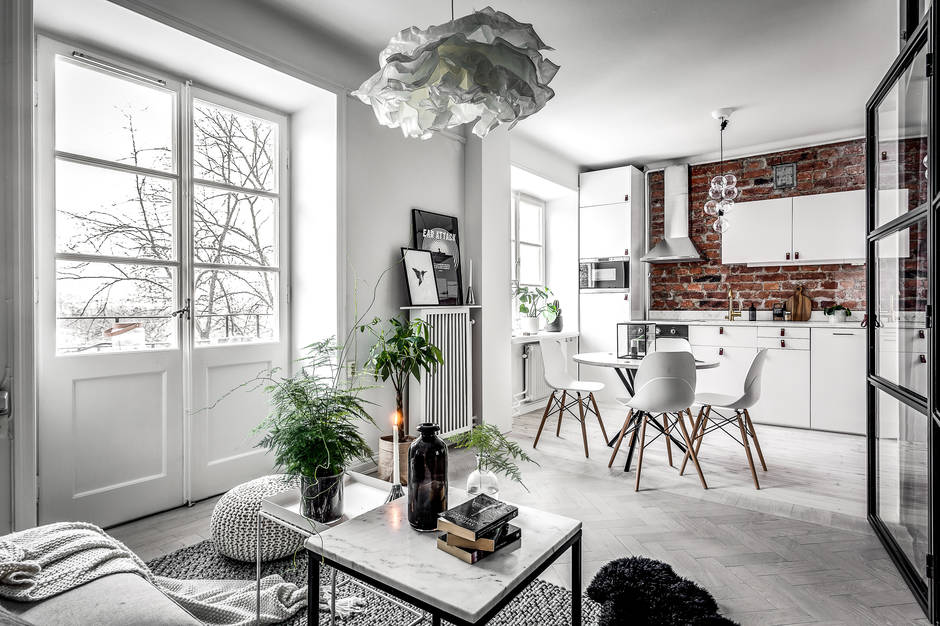 SO02