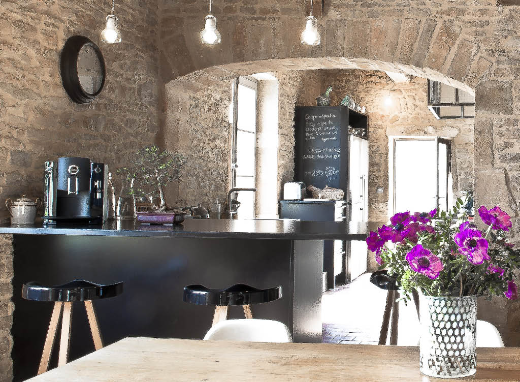 Cuisine sur mesure tabouret