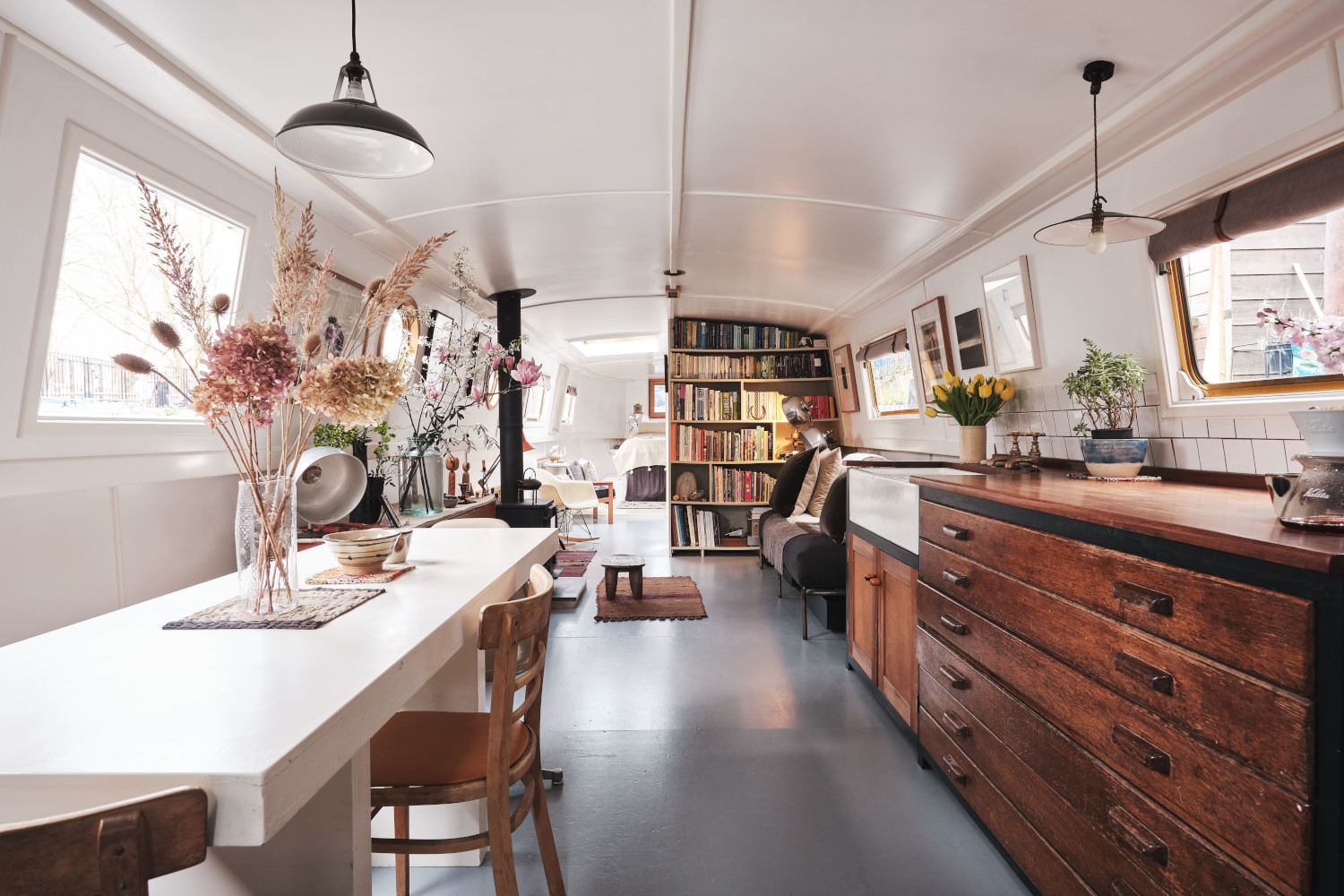 Une house boat au design campagnard en ville FE1 1