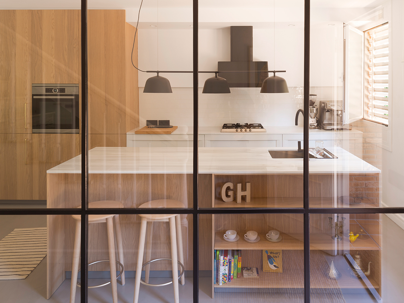 AL6