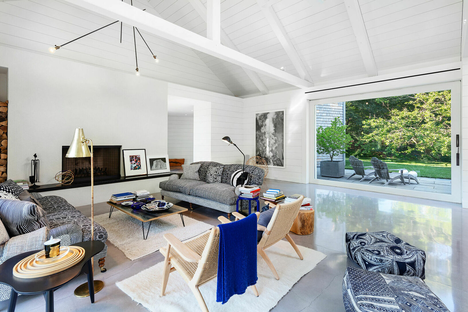 AM0