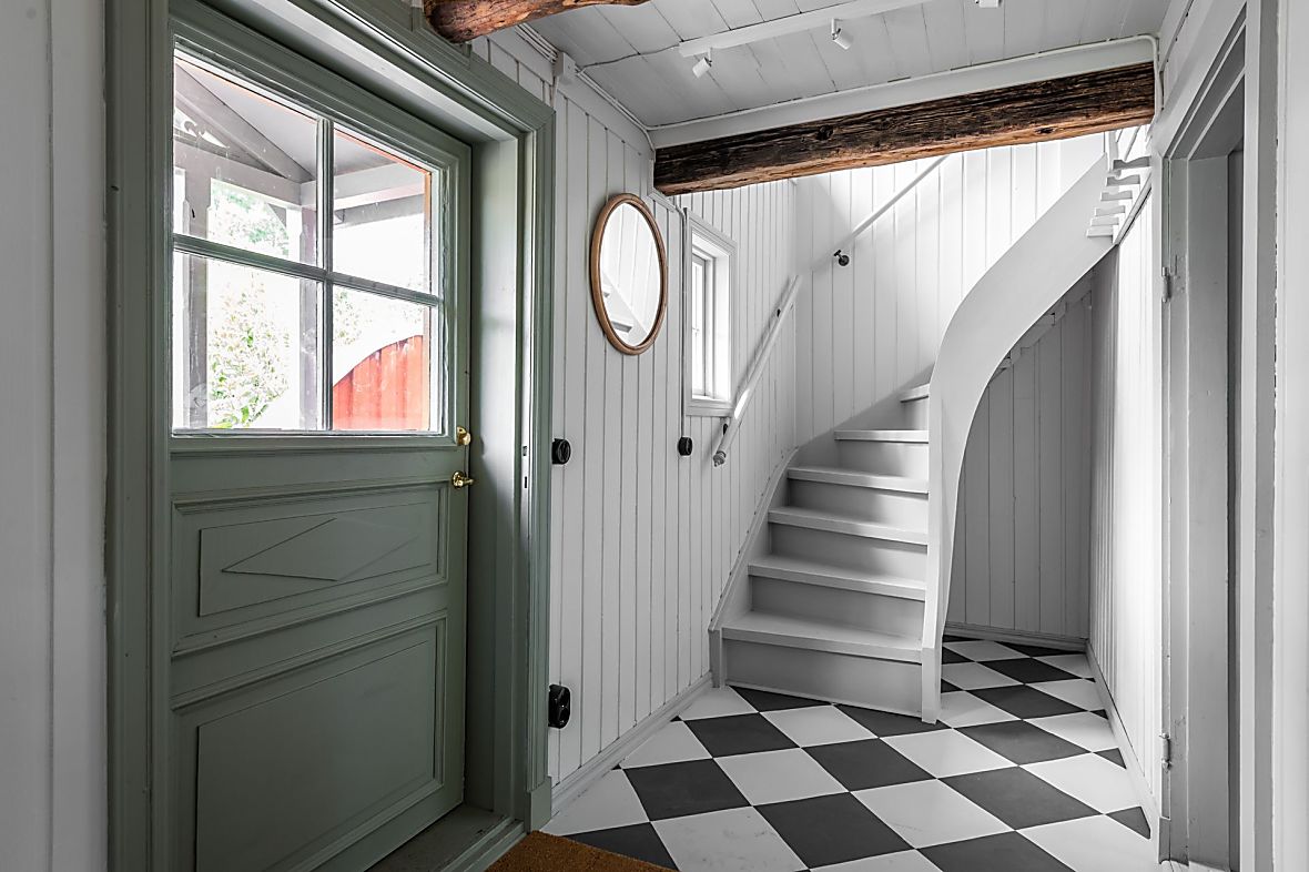 petite maison en bois