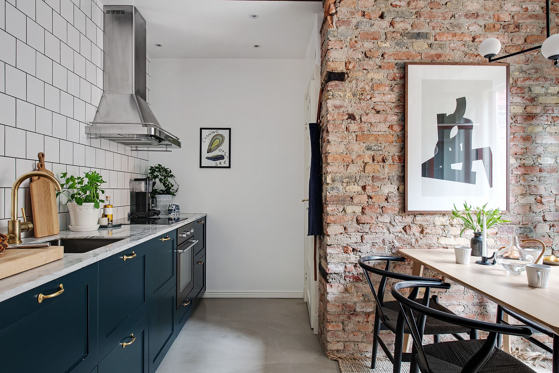 appartement ancien rénové briques et moulures appartement ancien rénové briques et moulures
