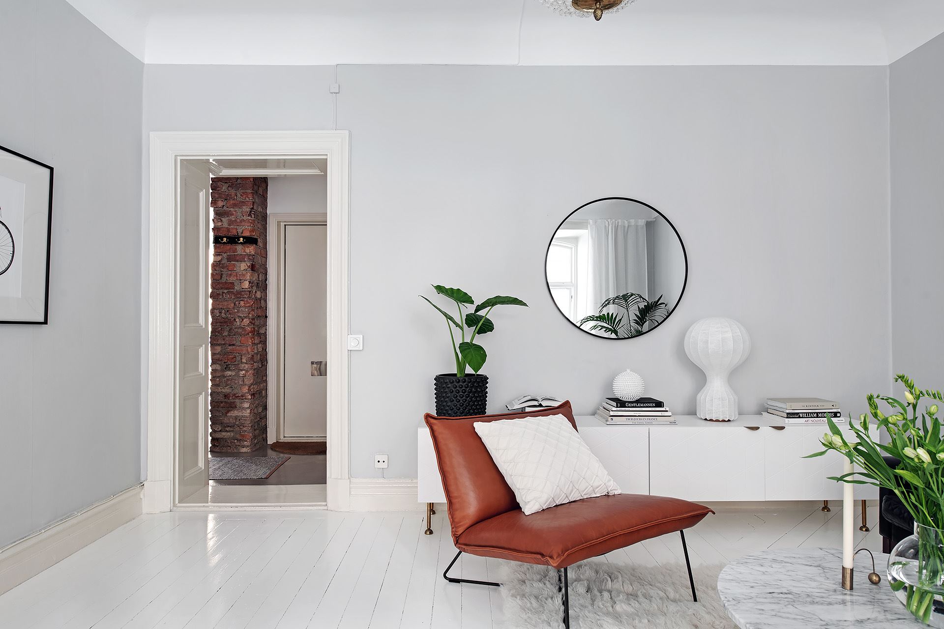 appartement ancien rénové briques et moulures appartement ancien rénové briques et moulures