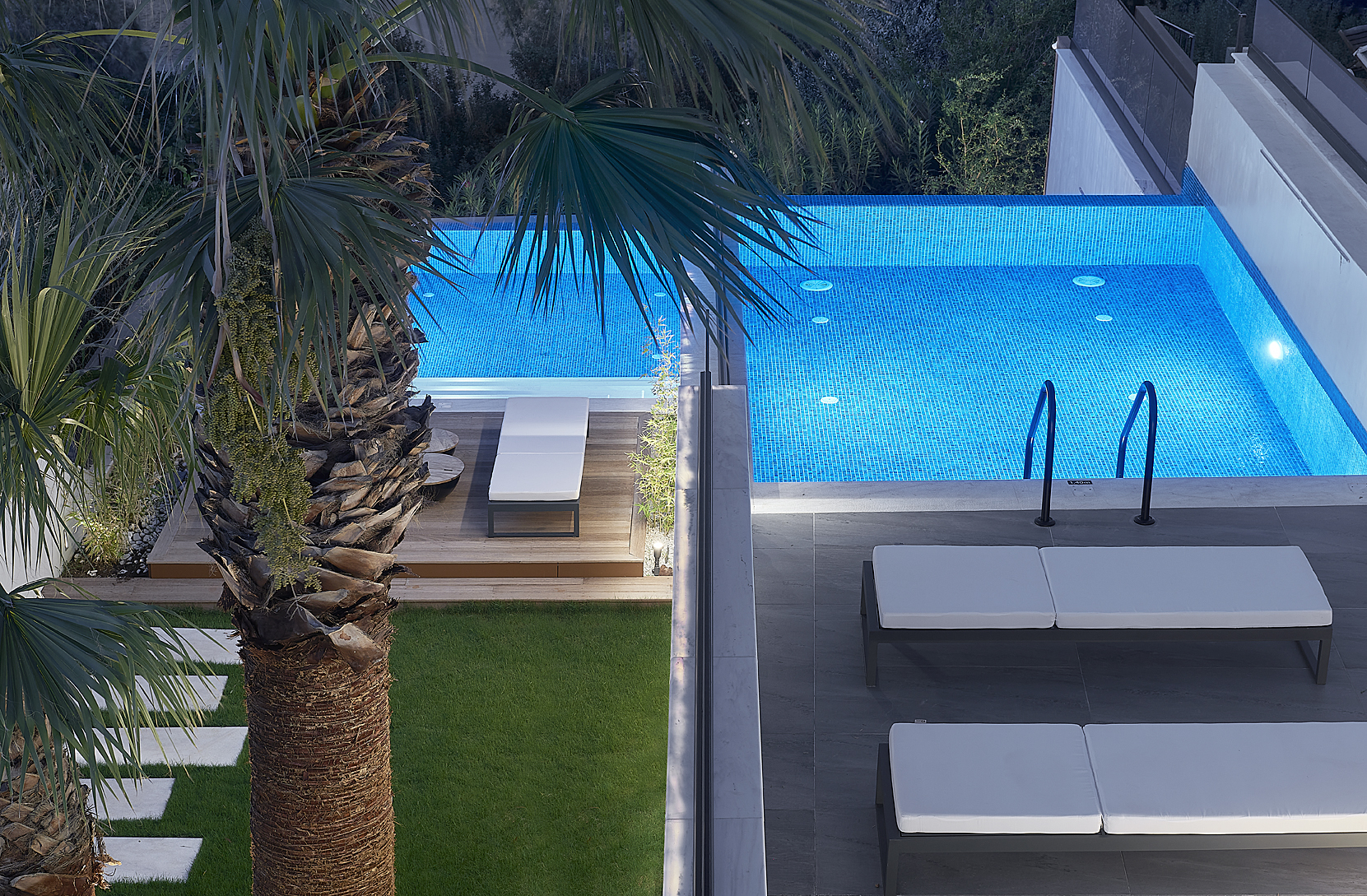 piscine et jardin maison vue mer Grèce piscine et jardin maison vue mer Grèce