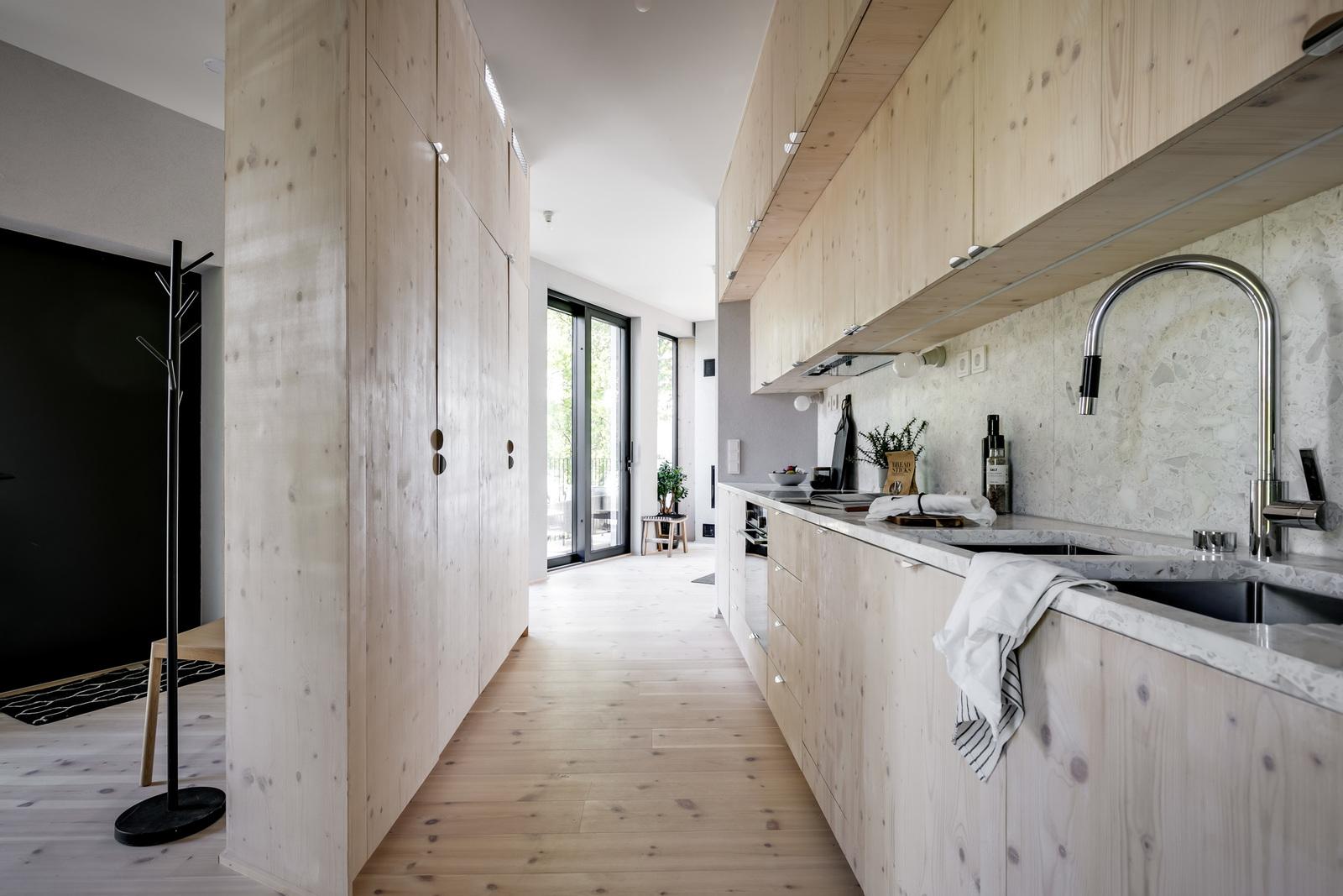 cuisine bois et terrazzo