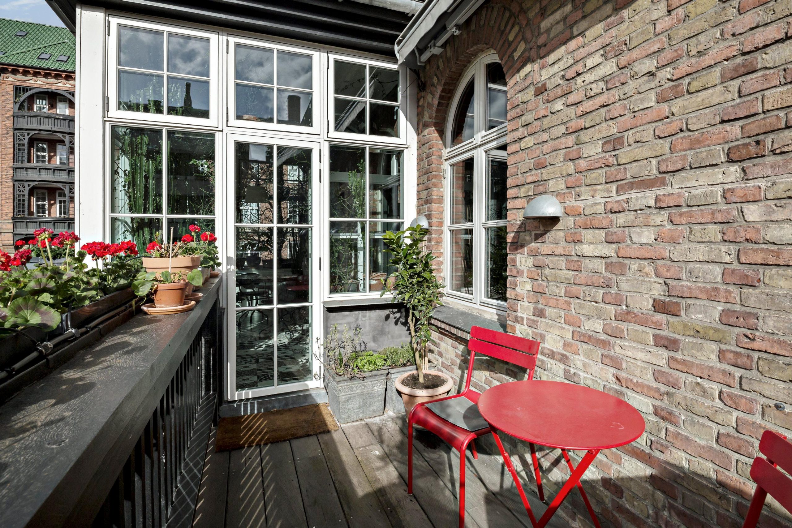 vue extérieure appartement avec terrasse vue extérieure appartement avec terrasse