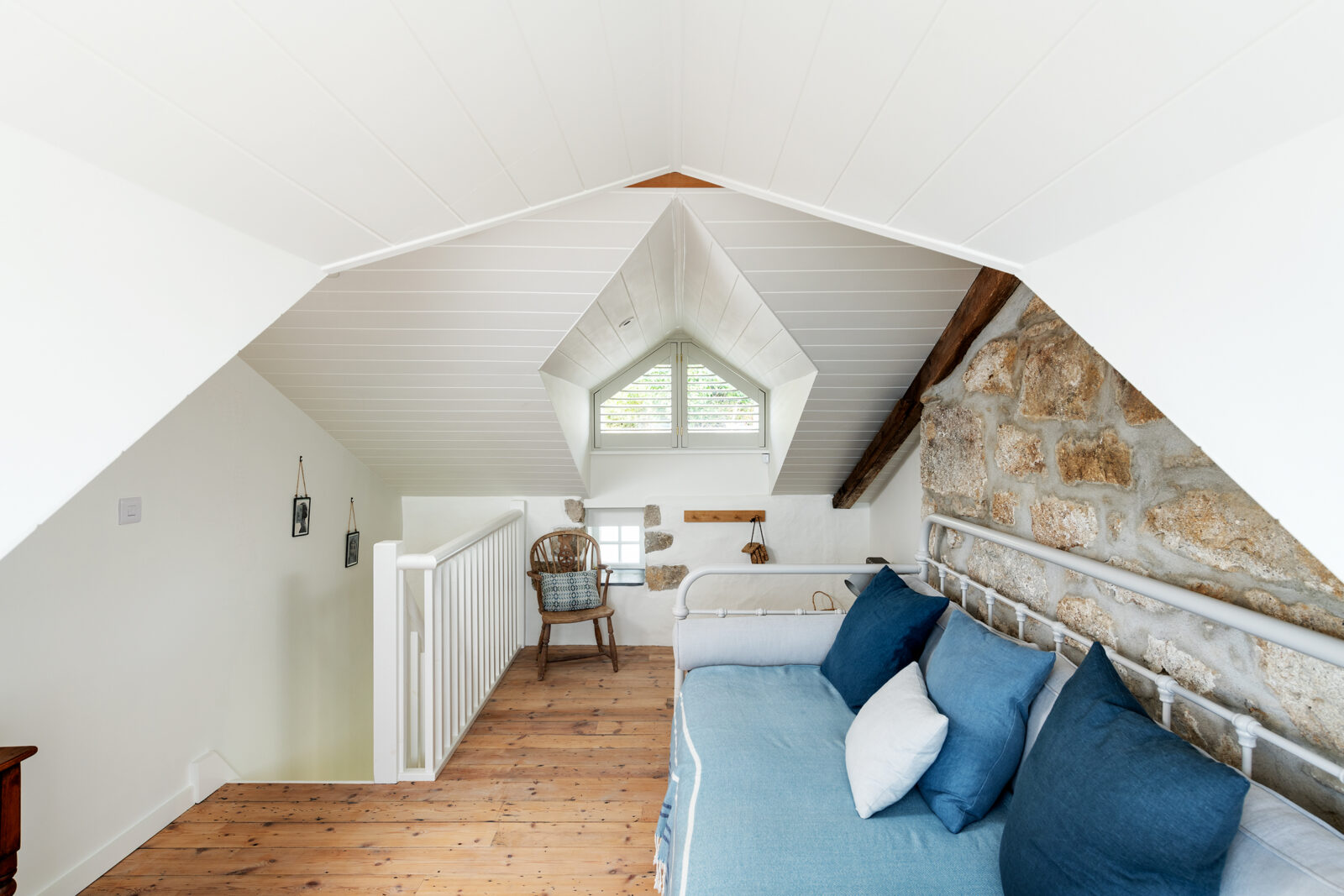 bureau sous combles bureau sous combles