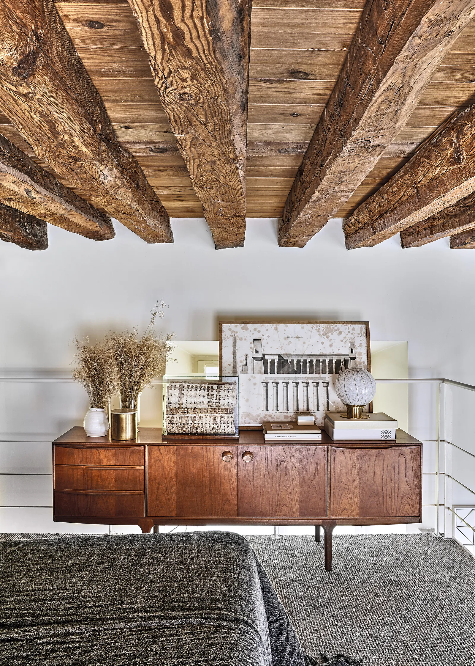 chambre sur mezzanine avec poutres chambre sur mezzanine avec poutres