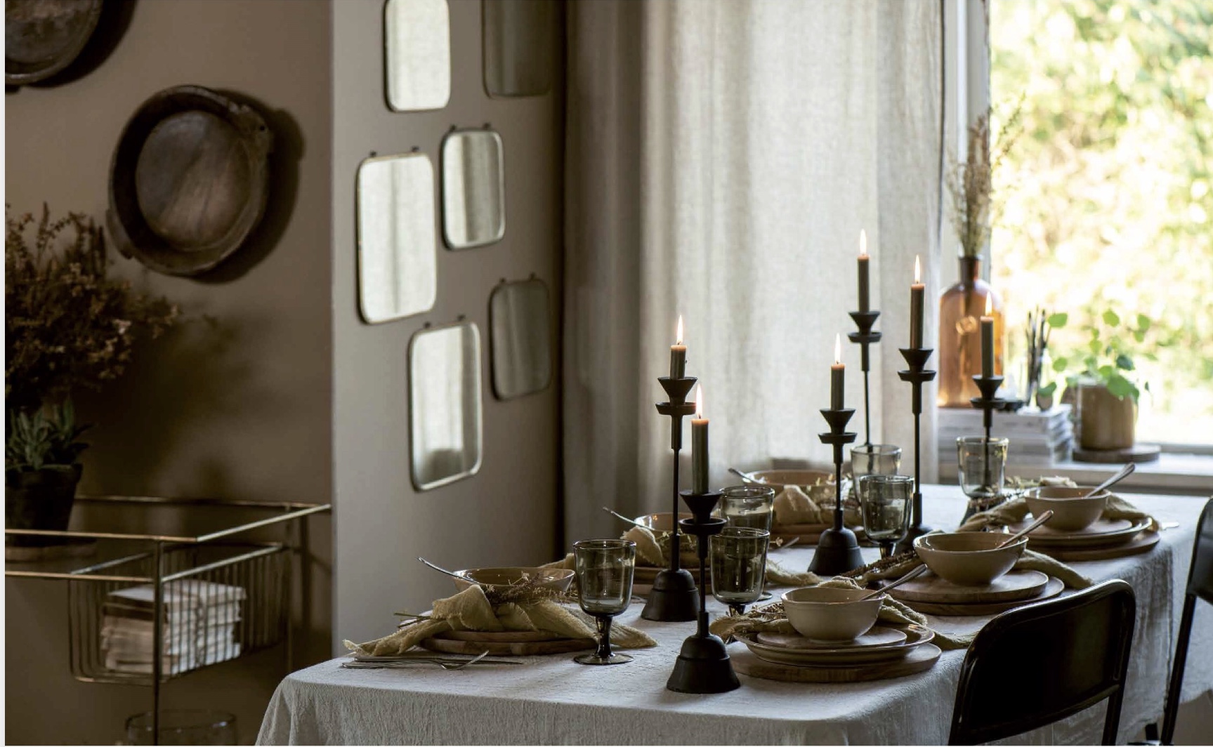 table avec nappe en lin table avec nappe en lin
