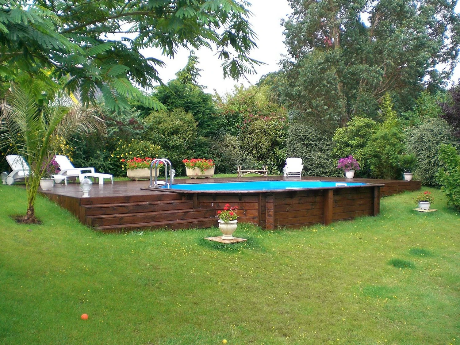 piscines préfabriquées quel modèle choisir? piscines préfabriquées quel modèle choisir?