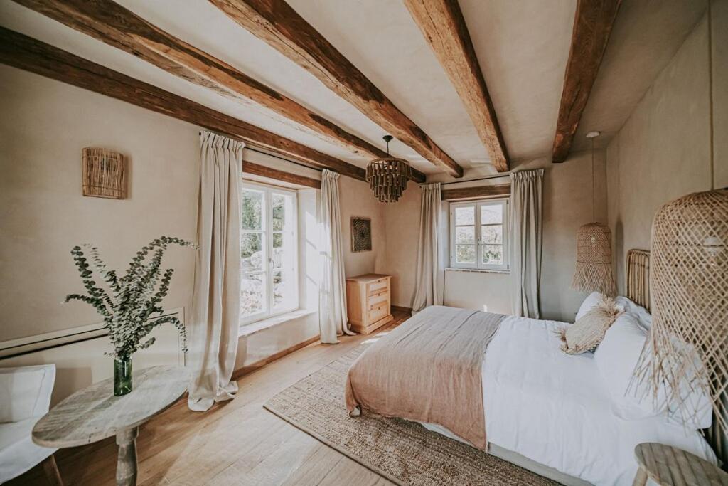 chambre maison en pierres Stanzia Vinella chambre maison en pierres Stanzia Vinella