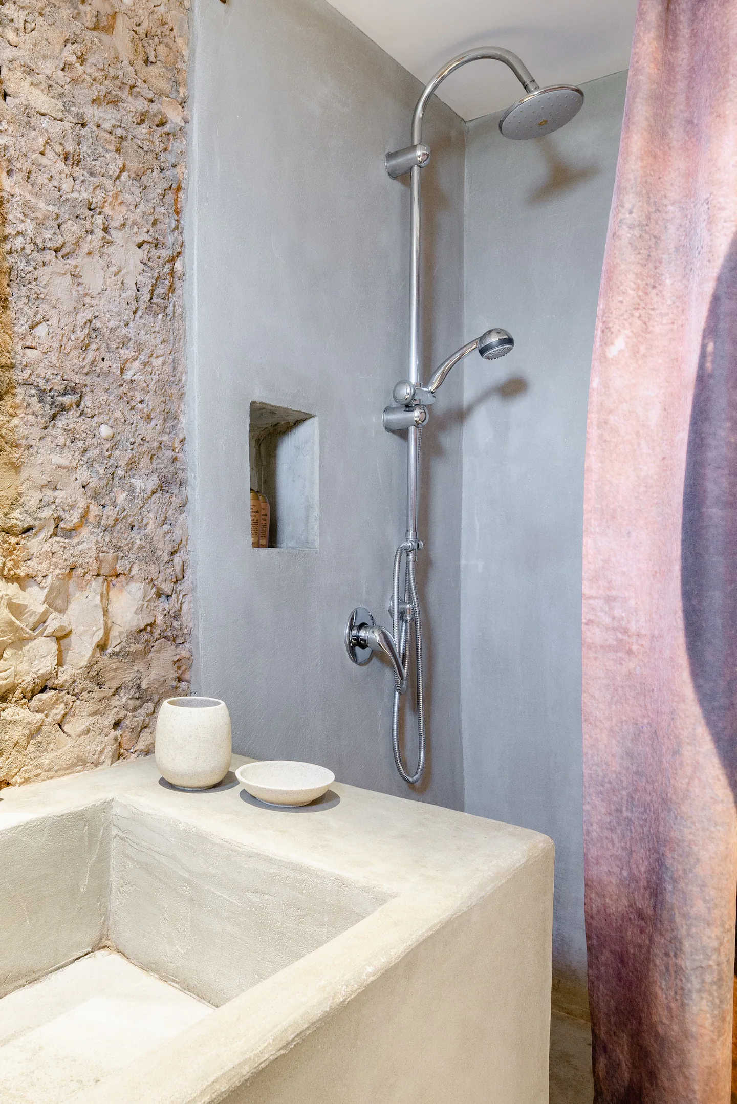salle de bain maison loft ancienne en pierres