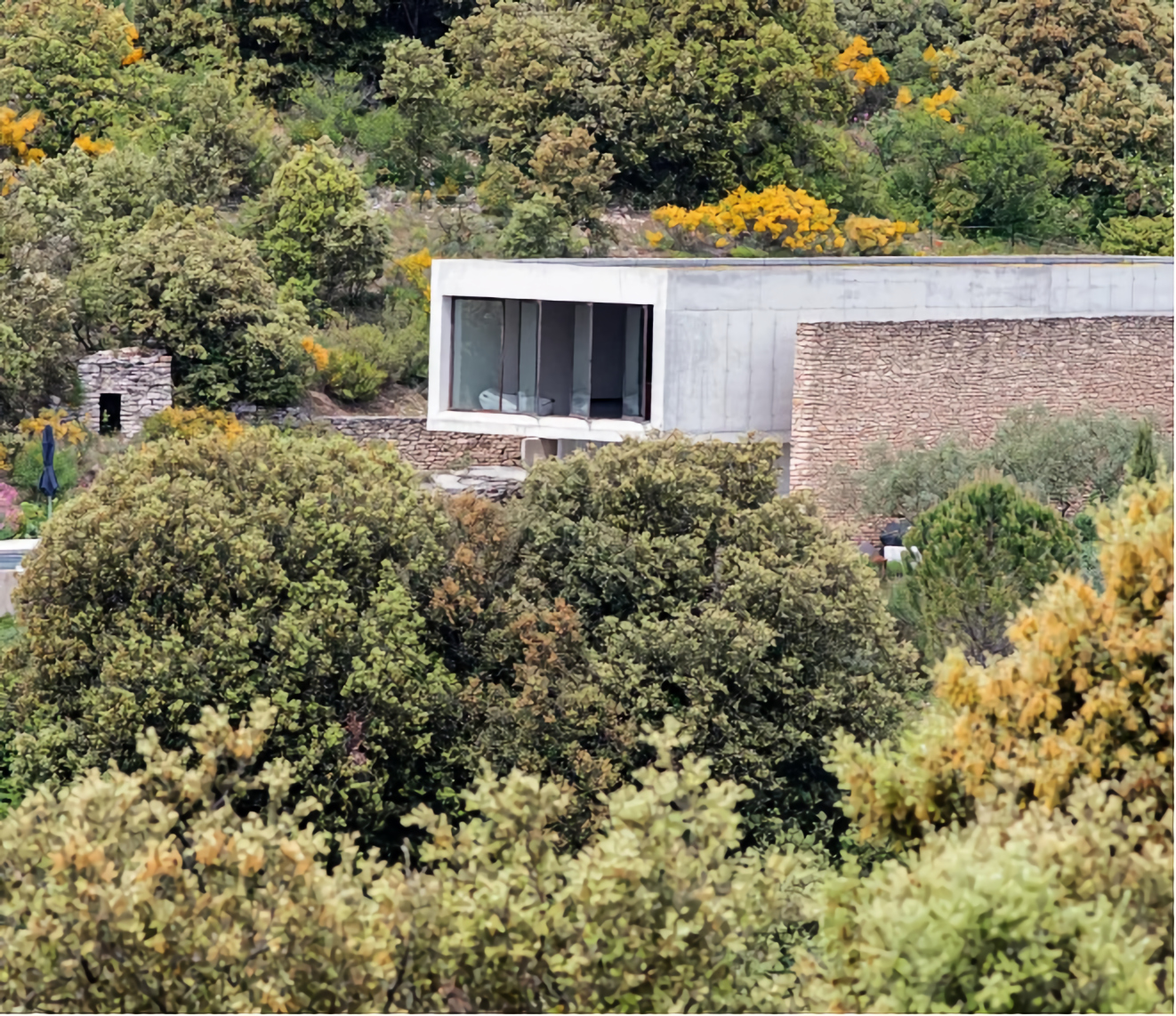 façade maison architecture brutaliste