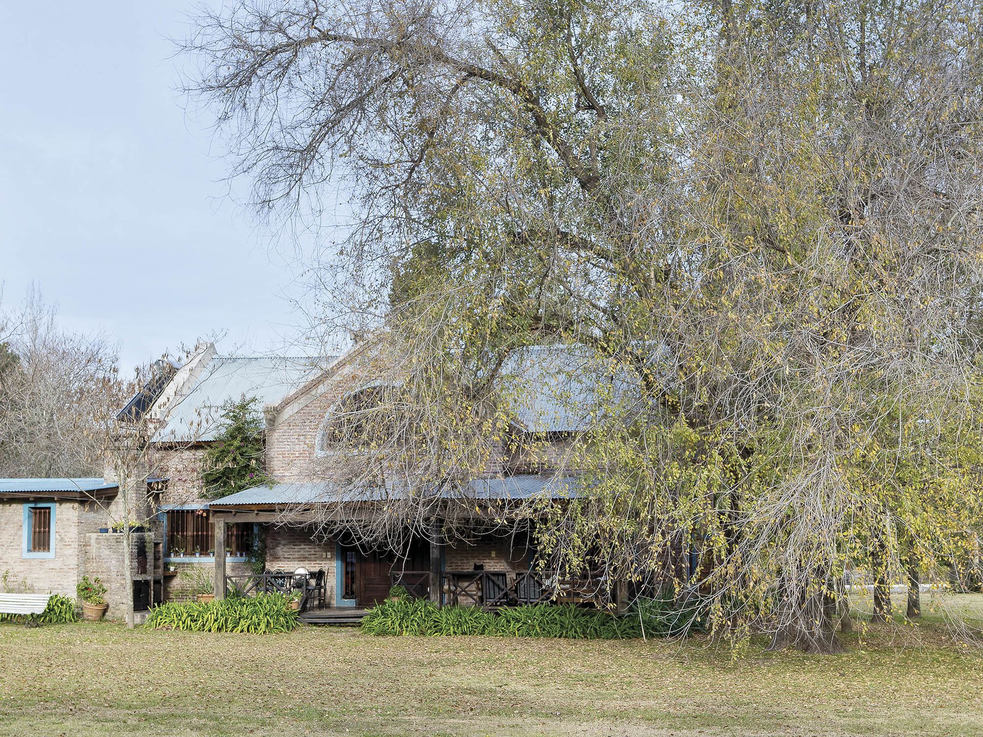 maison façade briques en Argentine