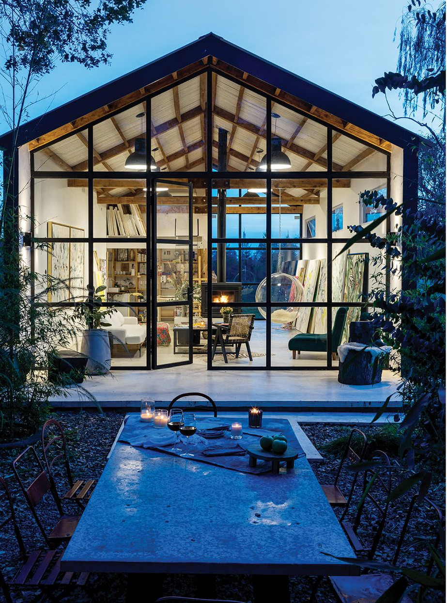 façade mini maison vitrée vue nuit