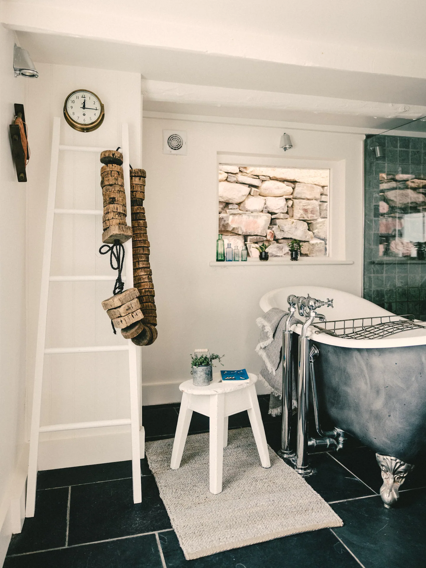 salle de bain à l salle de bain à l'ancienne