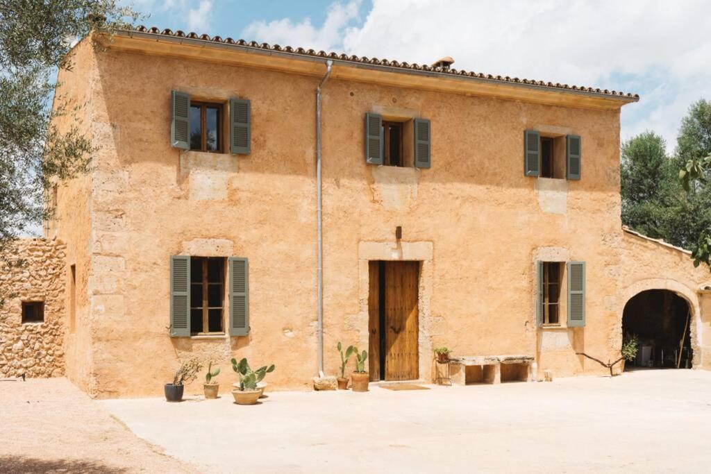 façade finca rénovée Majorque