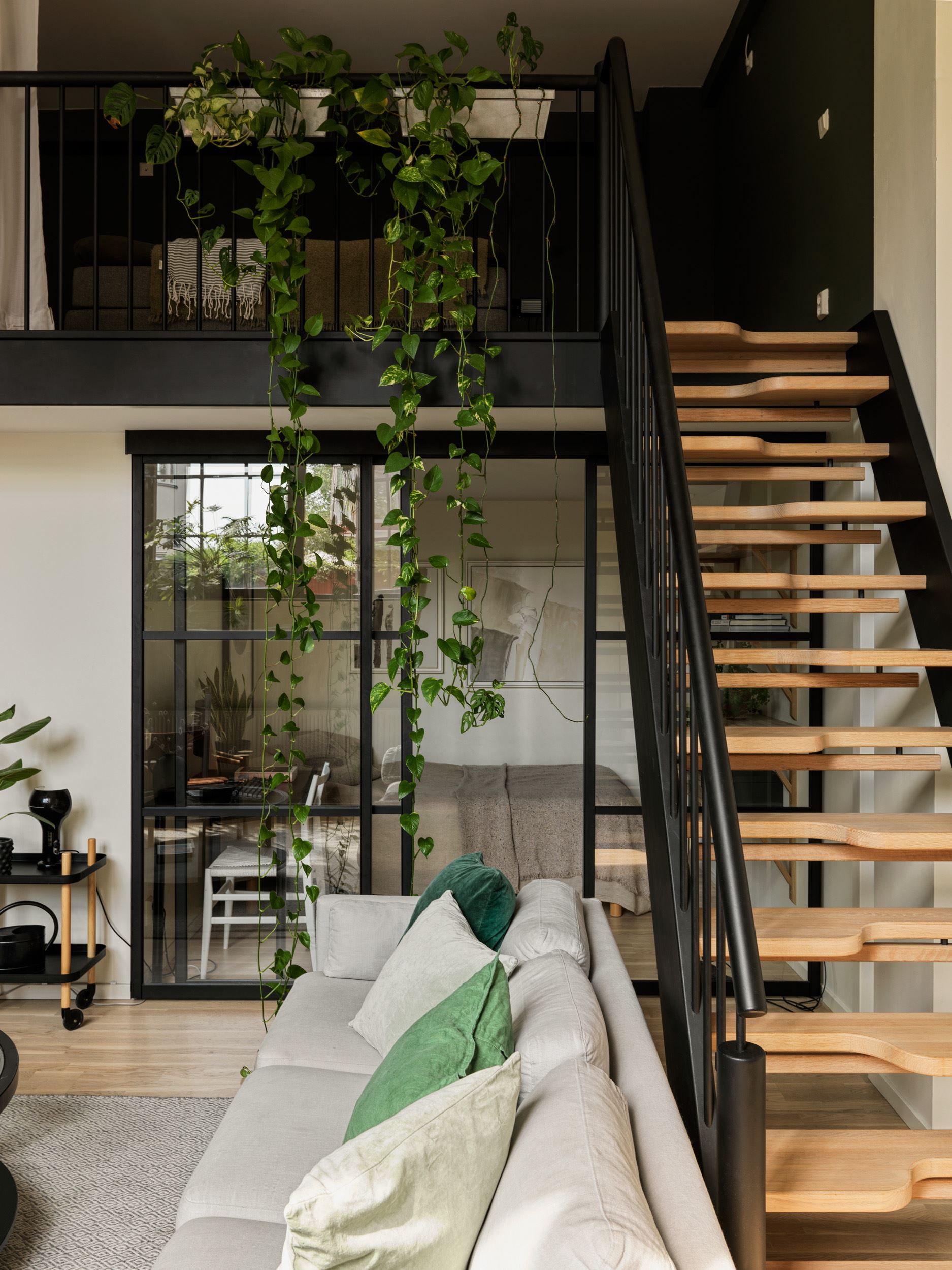 salon avec verrière mini loft en duplex 