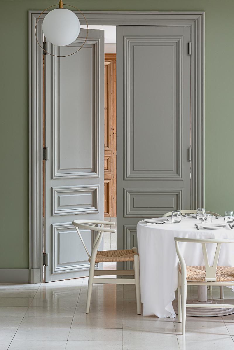 salle à manger décoration française chic