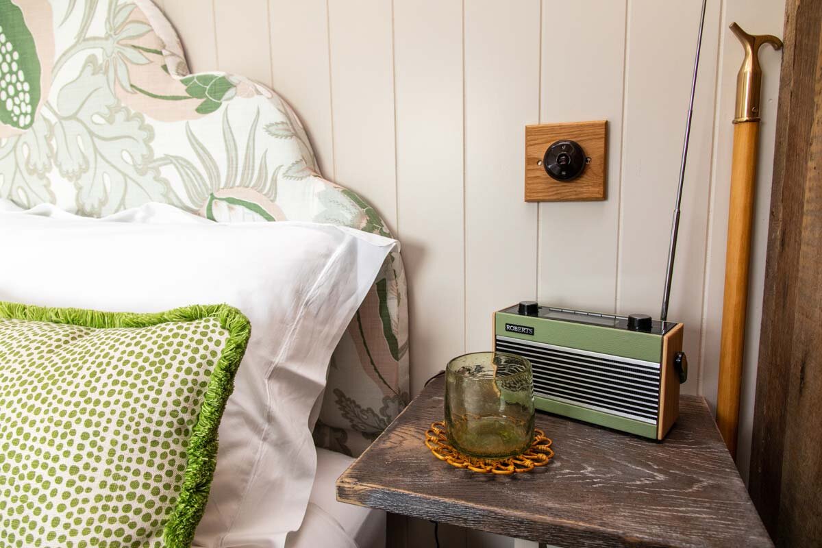 chambre avec tête de lit tissu fleuri chambre avec tête de lit tissu fleuri