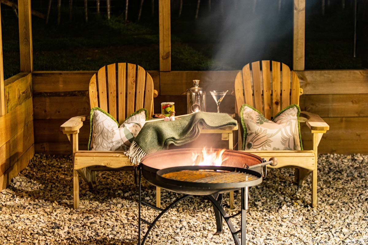 terrasse gravier avec fauteuils adirondack terrasse gravier avec fauteuils adirondack