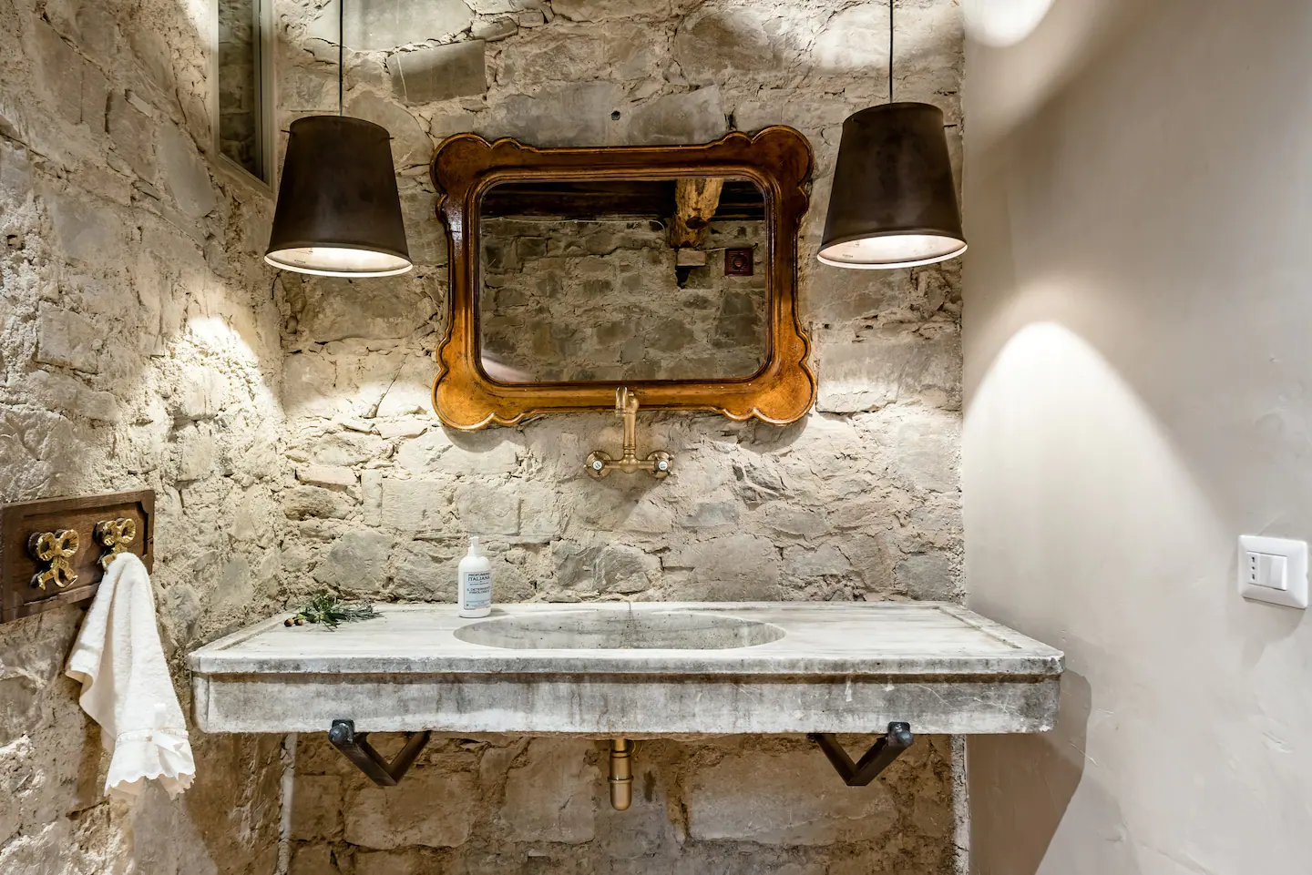 salle de bain murs pierres salle de bain murs pierres