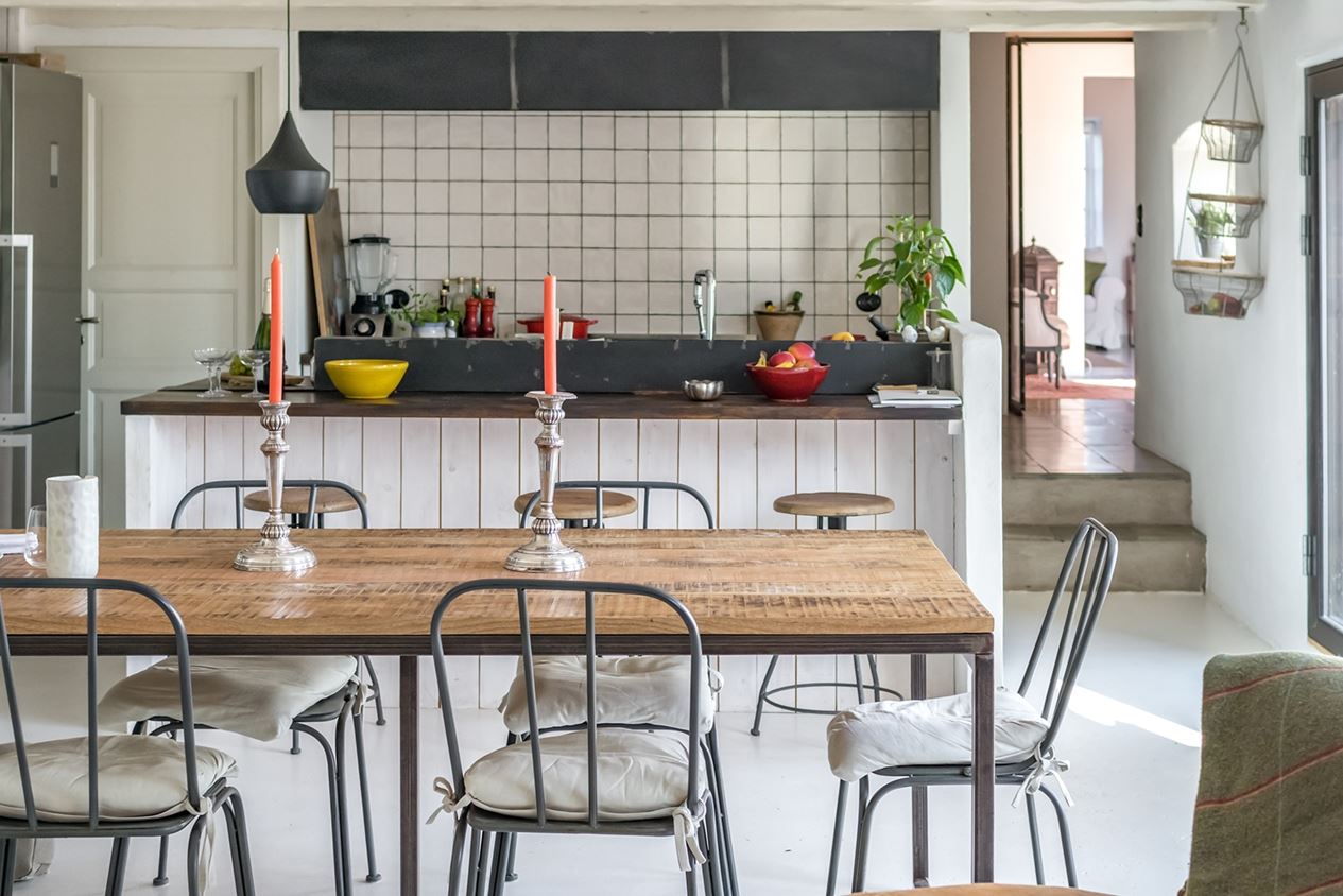 cuisine avec îlot ancienne grange modernisée