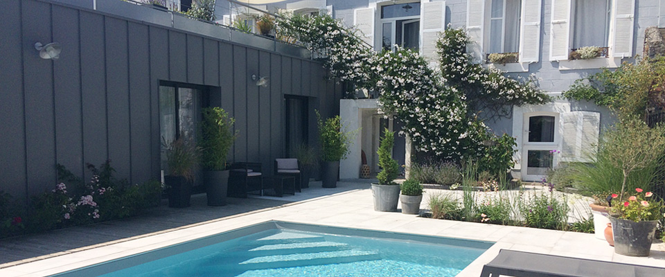 jardin avec piscine La Villa Saint Jean maison d'hôtes Granville