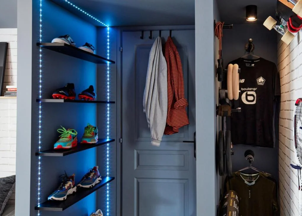 étagères avec éclairage LED étagères avec éclairage LED
