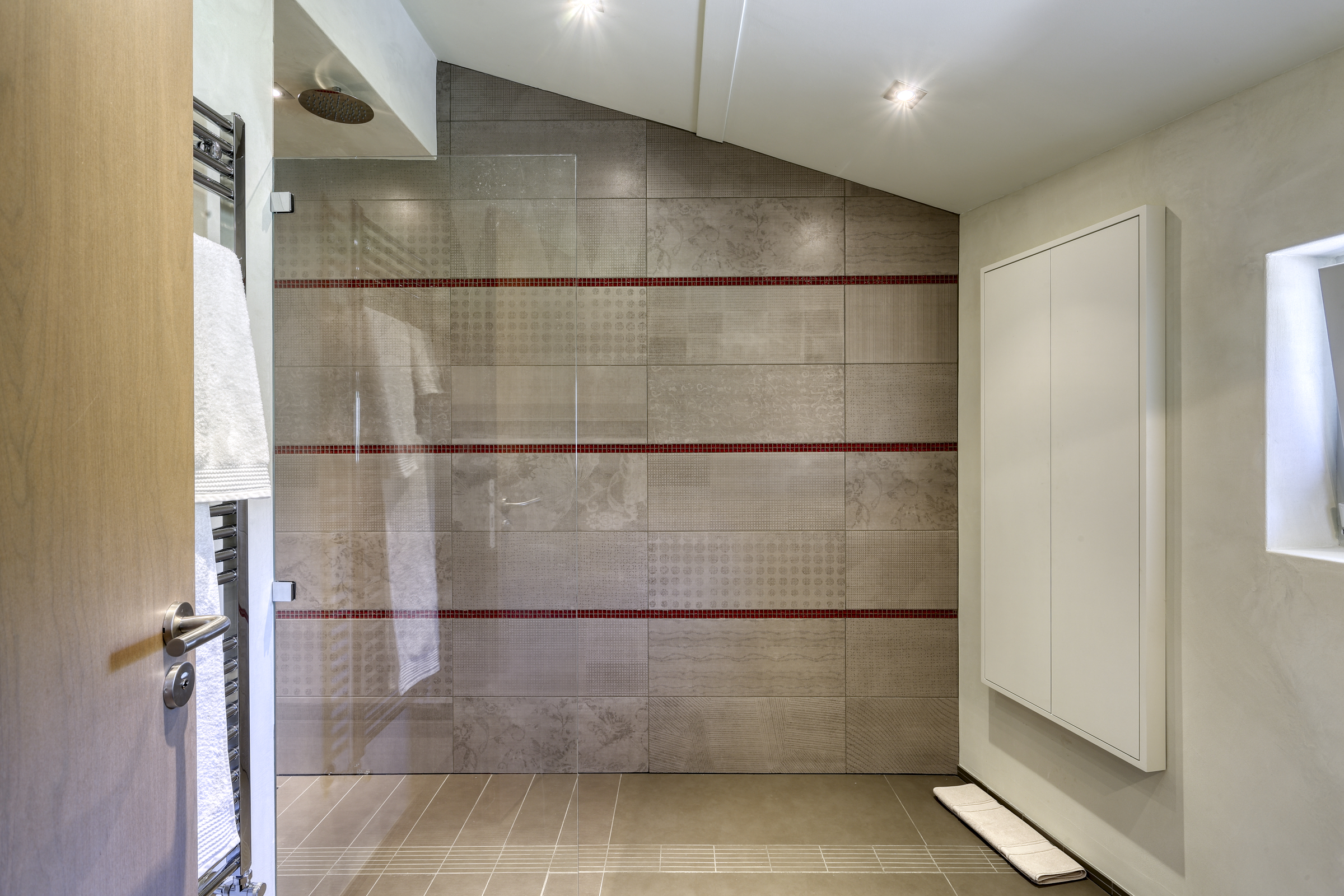 salle de bain douche à l'italienne