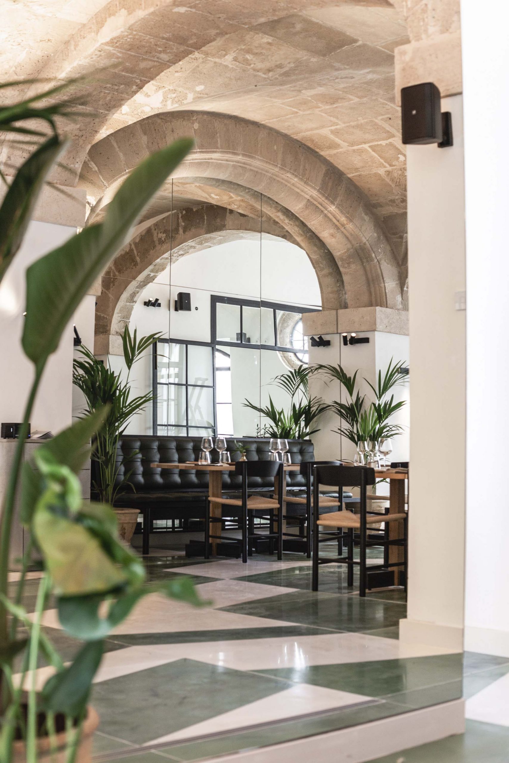 espace repas design vert et noir espace repas design vert et noir
