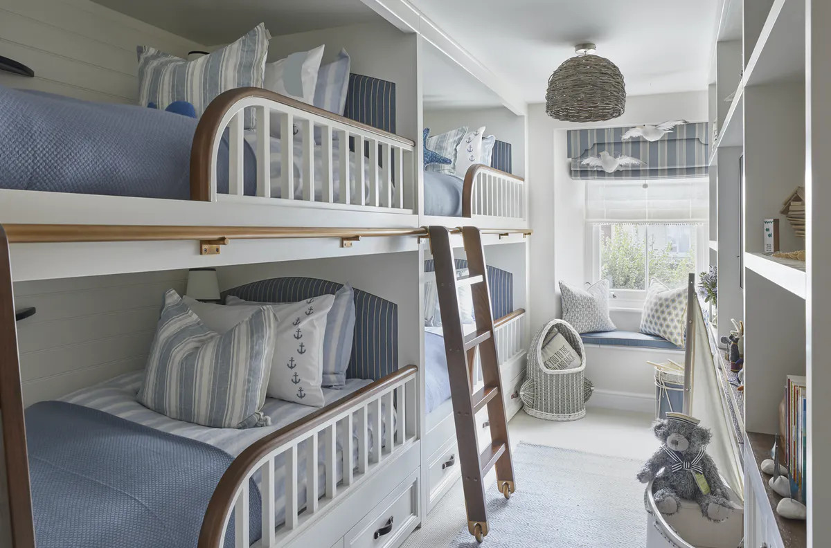 dortoir enfant avec quatre lits dans maison de vacances dortoir enfant avec quatre lits dans maison de vacances