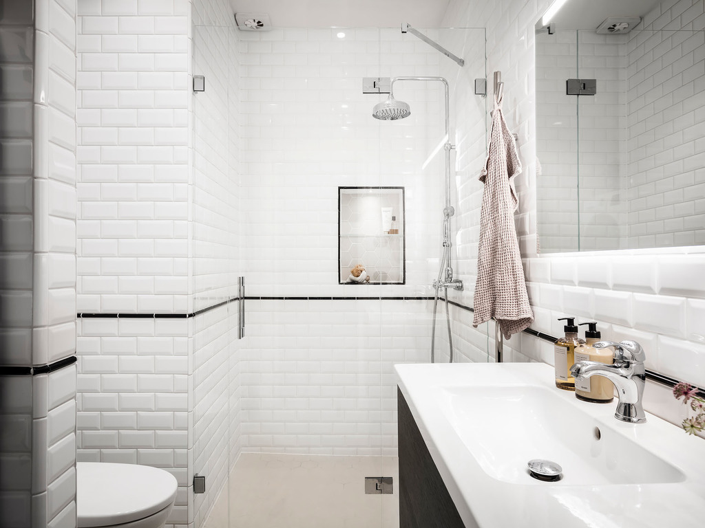 salle de bain design carrelage métro