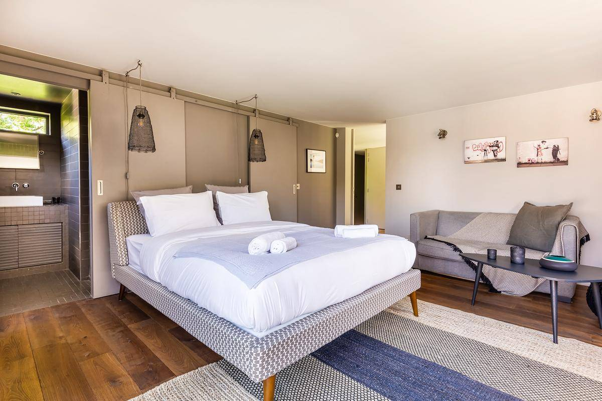 chambre avec salle de bain