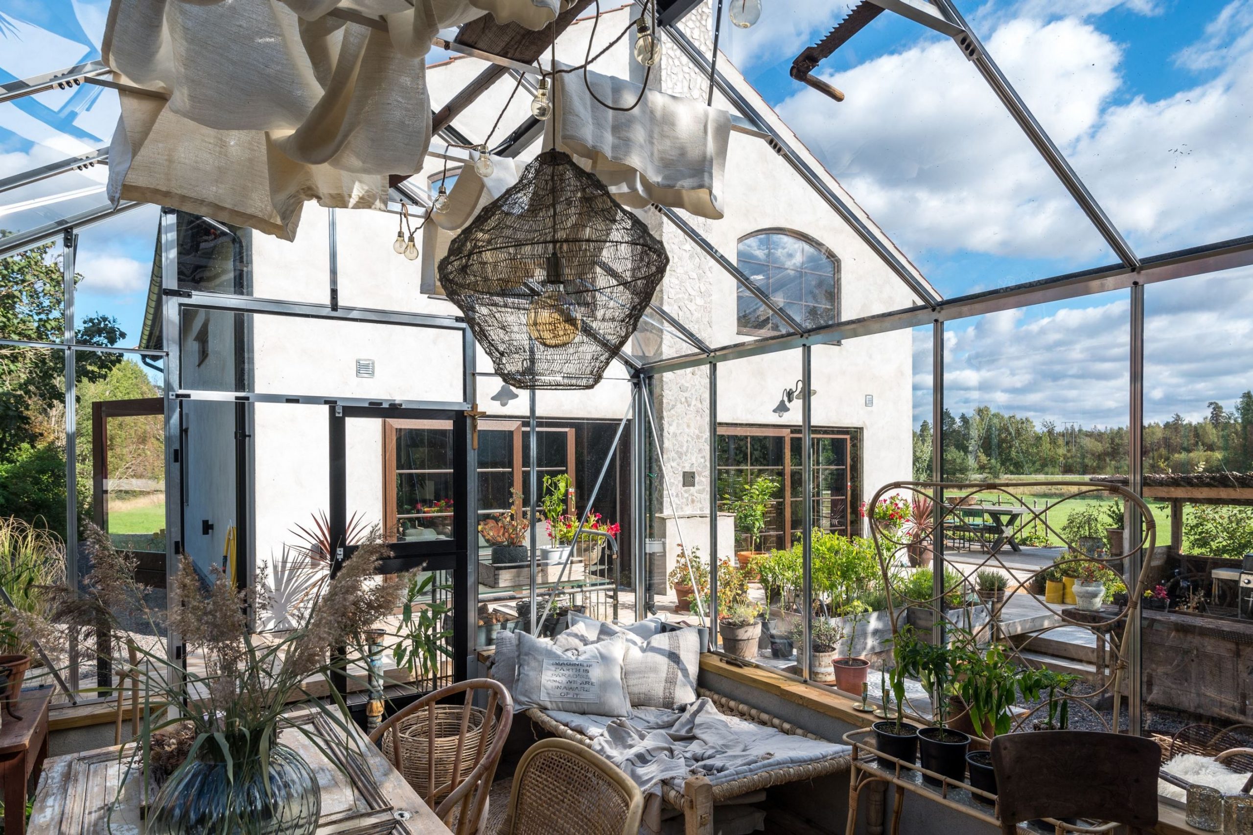 salle à manger dans jardin d salle à manger dans jardin d'hiver