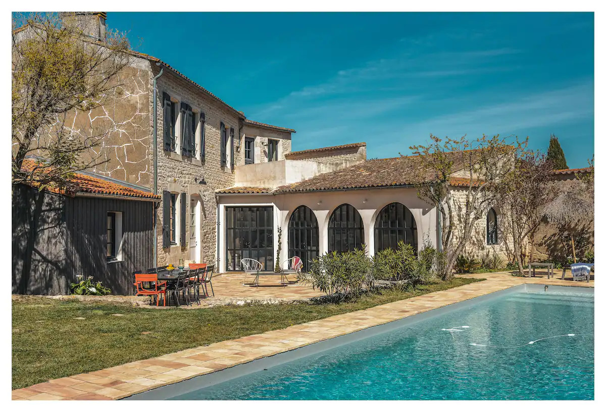 façade maison en pierres Ile de Ré