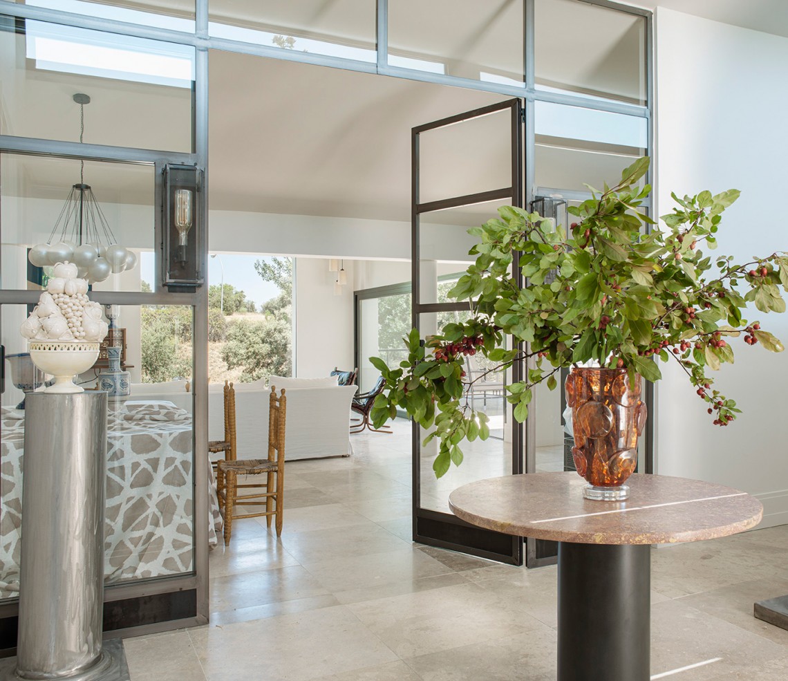 salle à manger avec verrière design intérieur contemporain