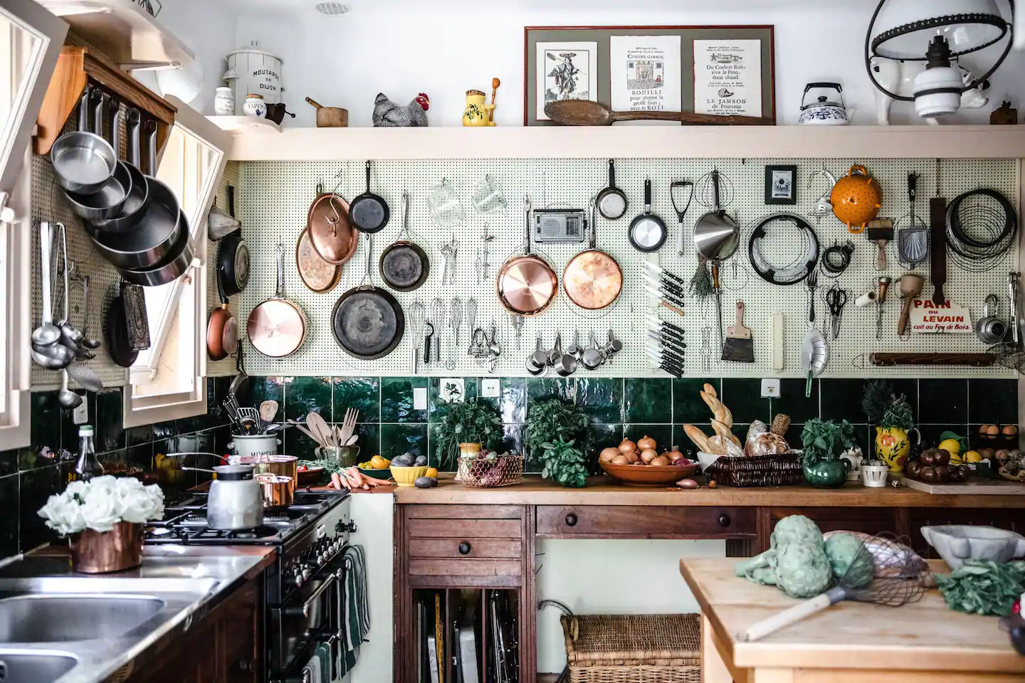 cuisine rustique dans maison en Provence cuisine rustique dans maison en Provence