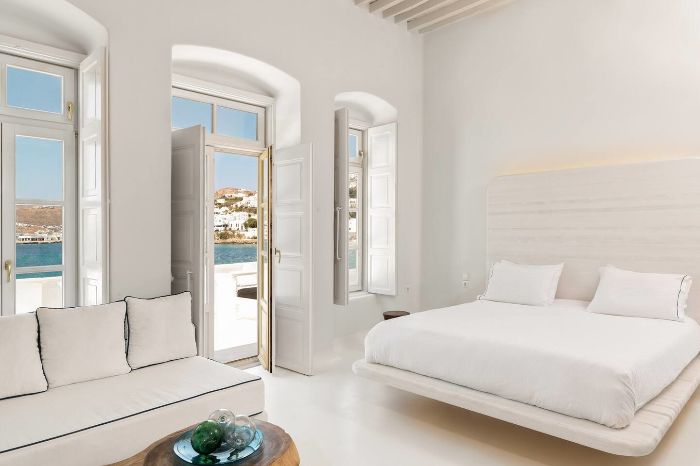 chambre design maison blanche à Mykonos chambre design maison blanche à Mykonos