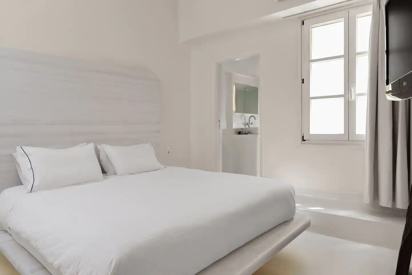 chambre design maison blanche à Mykonos chambre design maison blanche à Mykonos