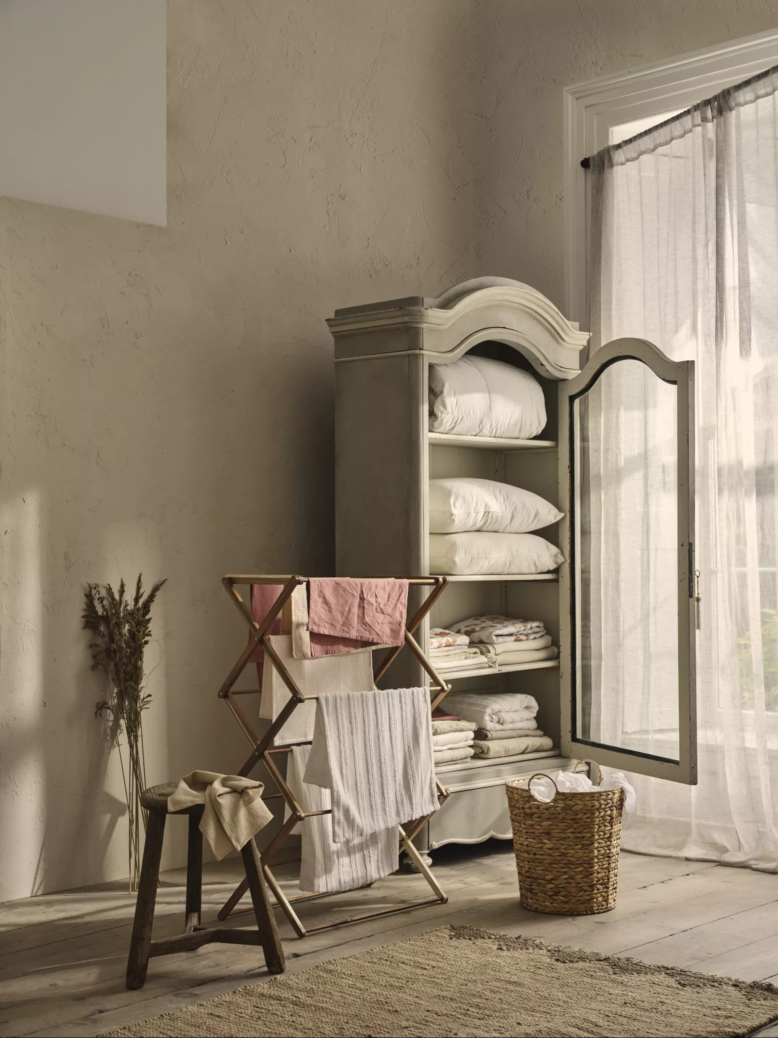 chambre avec armoire rustique chambre avec armoire rustique