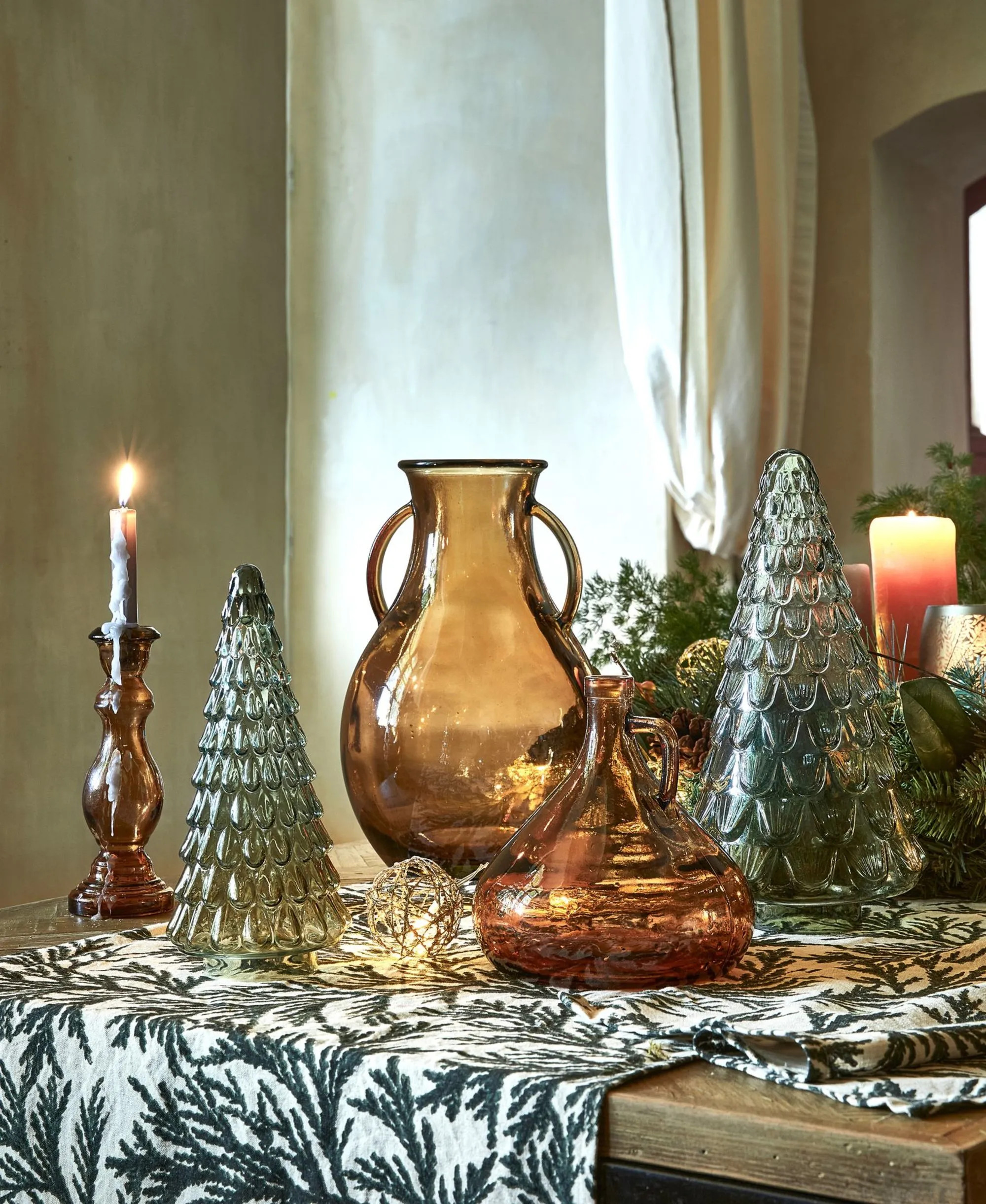 table avec déco de noël Alinea table avec déco de noël Alinea