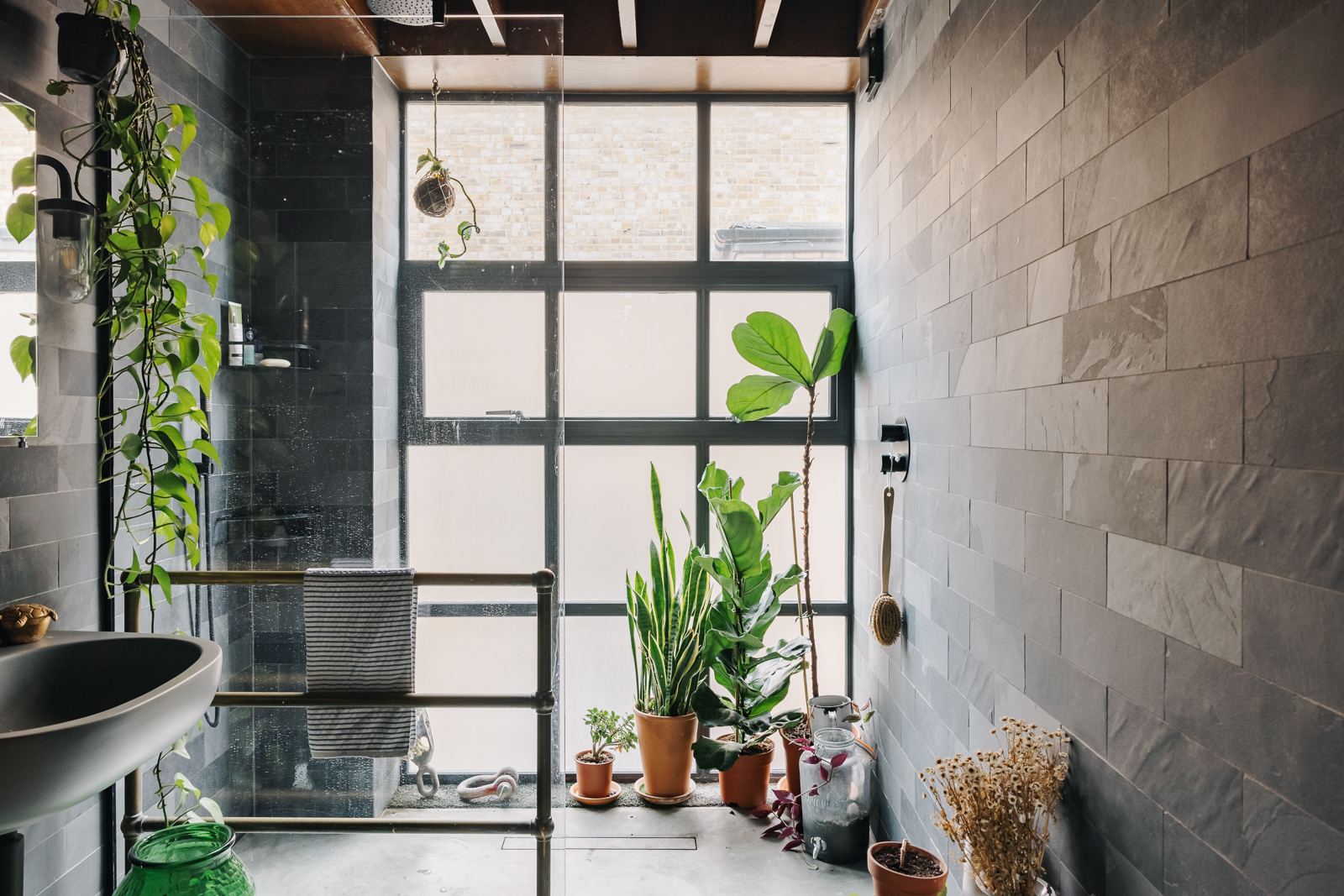 salle de bain appartement style industriel