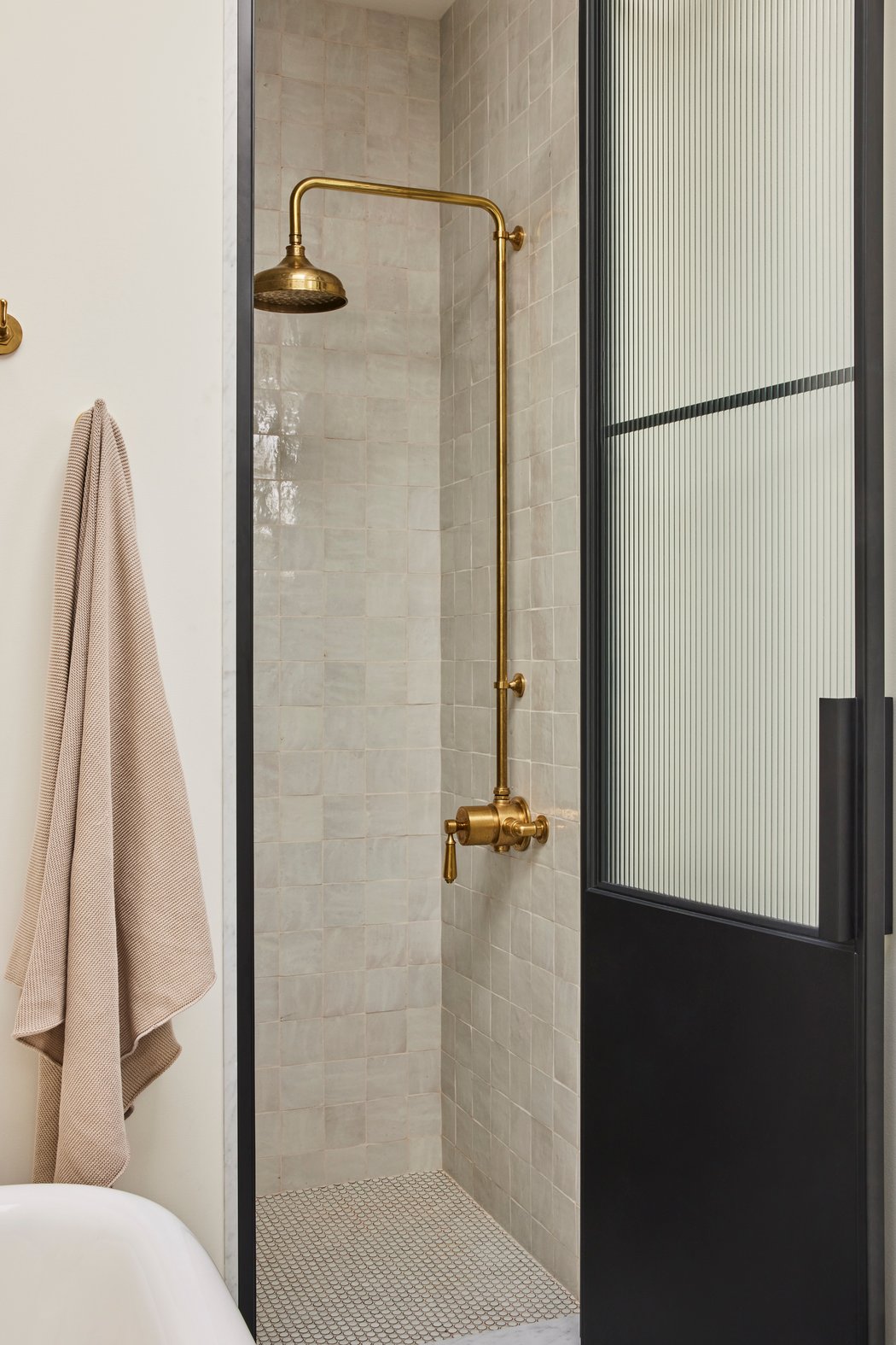 douche avec verrière métal noir