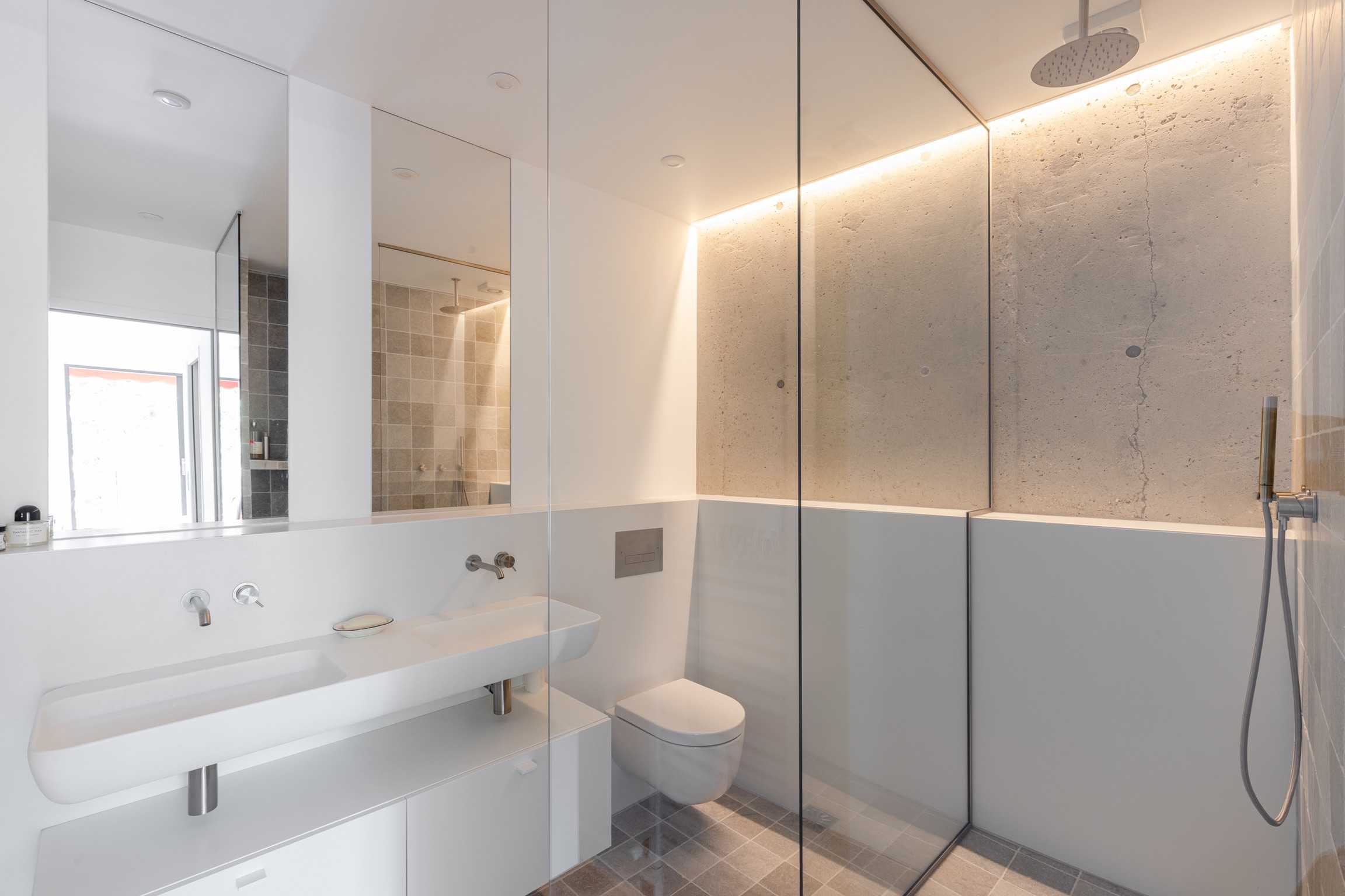 salle de bain avec douche à l salle de bain avec douche à l'italienne