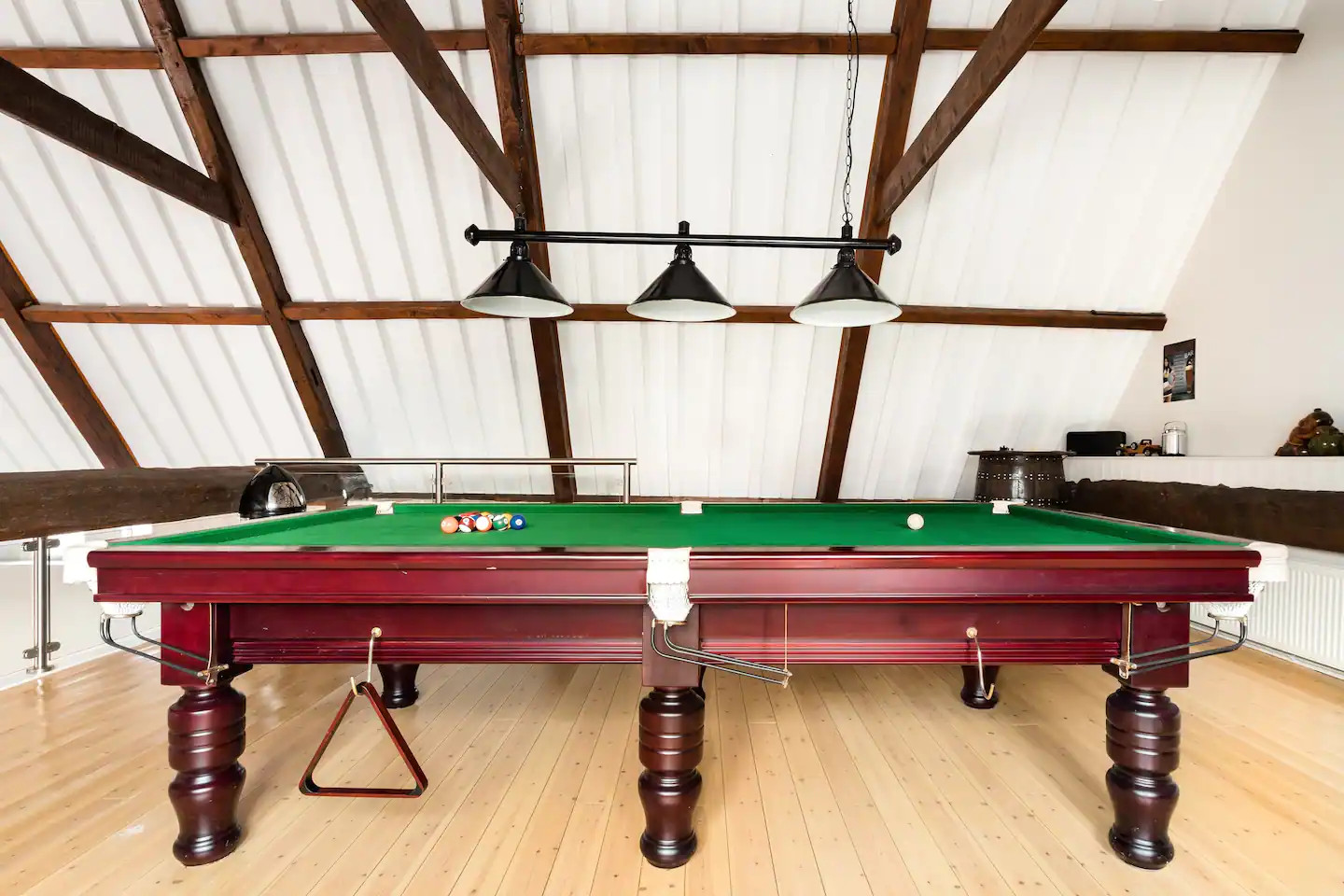 mezzanine avec billard mezzanine avec billard