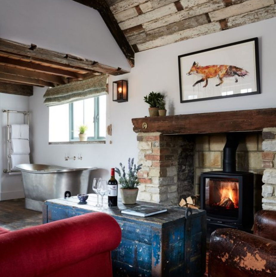 chambre avec baignoire bâtiment ancien rénové chambre avec baignoire bâtiment ancien rénové